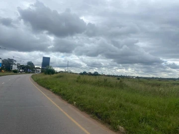 Commercial & Industrial Land