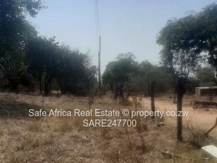 Chegutu Residential/ Commercial Plot For Sale With Bulawayo Road Frontage